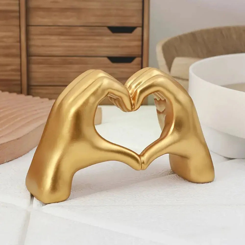 Resin Love Gesture Sculpture Desktop Decoration Sculpture Doll Nordic Light Luxury Crafts Office Home Decoration
