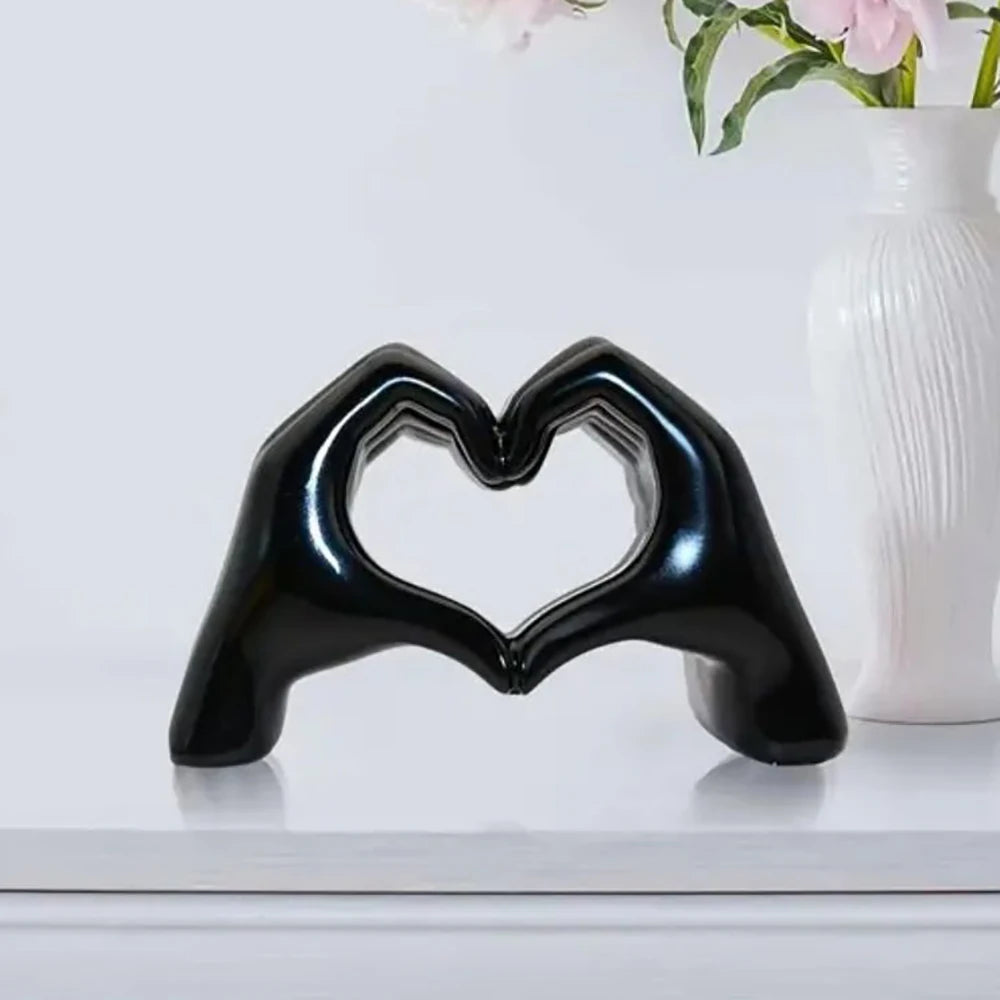 Resin Love Gesture Sculpture Desktop Decoration Sculpture Doll Nordic Light Luxury Crafts Office Home Decoration