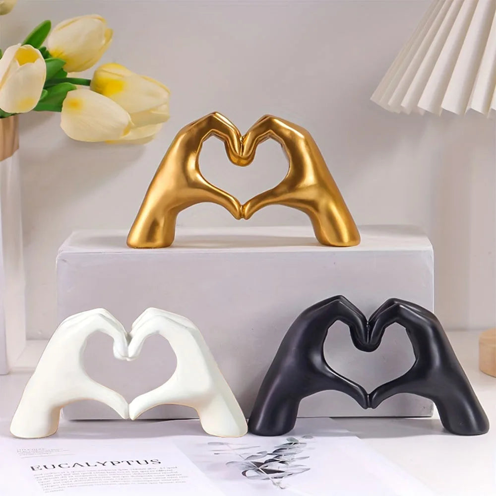 Resin Love Gesture Sculpture Desktop Decoration Sculpture Doll Nordic Light Luxury Crafts Office Home Decoration